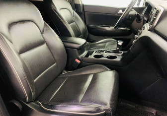Подержанный автомобиль Kia Sportage 2019 года (9 фото)