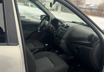 Подержанный автомобиль LADA (ВАЗ) Granta Sedan 2019 года (10 фото)