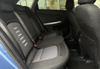 Подержанный автомобиль Kia Ceed Wagon 2012 года (11 фото)