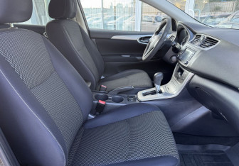 Подержанный автомобиль Nissan Sentra Sedan 2015 года (10 фото)