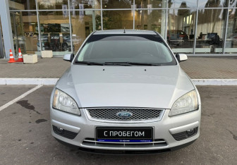 Подержанный автомобиль Ford Focus Sedan 2007 года (2 фото)