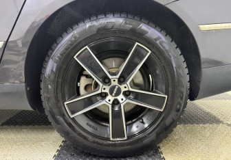 Подержанный автомобиль Volkswagen Passat Sedan 2007 года (12 фото)