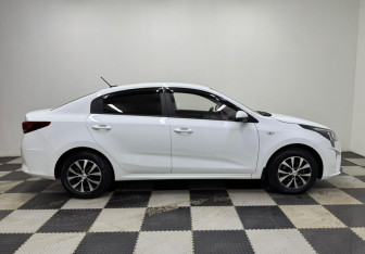 Подержанный автомобиль Kia Rio Sedan 2020 года (4 фото)