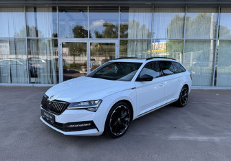 Подержанный автомобиль Skoda Superb Wagon 2019 года (1 фото)