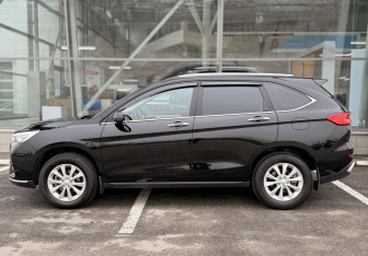 Подержанный автомобиль Haval M6 2023 года (8 фото)