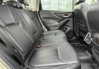 Подержанный автомобиль Subaru Forester Suv 2020 года (11 фото)