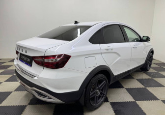 Подержанный автомобиль LADA (ВАЗ) Vesta Sedan 2023 года (5 фото)