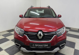 Подержанный автомобиль Renault Sandero 2021 года (2 фото)