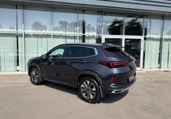 Подержанный автомобиль Exeed LX 2024 года (7 фото)