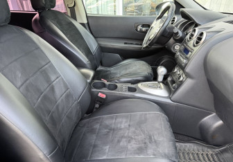 Подержанный автомобиль Nissan Qashqai 2012 года (10 фото)