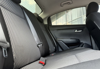 Подержанный автомобиль Kia Rio Sedan 2018 года (11 фото)