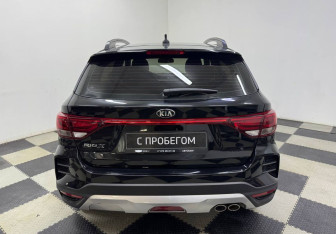 Подержанный автомобиль Kia Rio Hatchback 2020 года (6 фото)