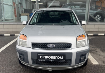 Подержанный автомобиль Ford Fusion 2007 года (2 фото)