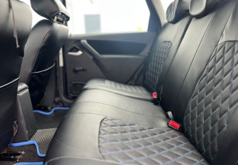 Подержанный автомобиль LADA (ВАЗ) Kalina Hatchback 2015 года (12 фото)