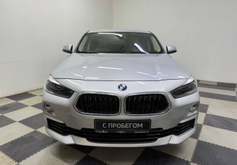 Подержанный автомобиль BMW X2 2018 года (2 фото)