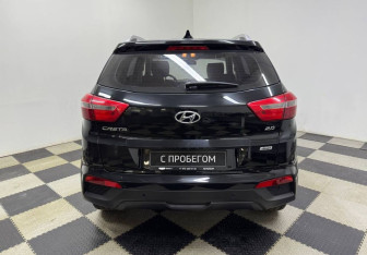 Подержанный автомобиль Hyundai Creta 2017 года (6 фото)