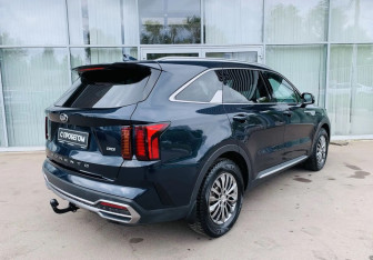 Подержанный автомобиль Kia Sorento 2020 года (5 фото)