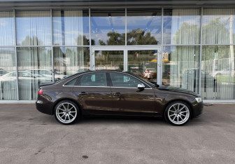 Подержанный автомобиль Audi A4 Sedan 2013 года (4 фото)