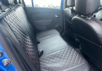 Подержанный автомобиль Renault Logan Sedan 2016 года (10 фото)