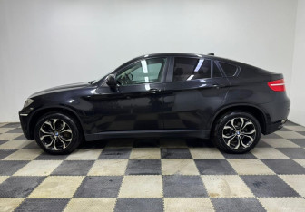 Подержанный автомобиль BMW X6 2010 года (8 фото)