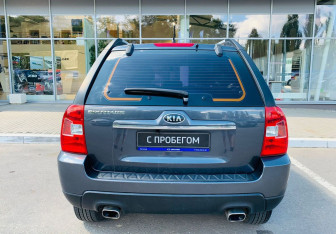 Подержанный автомобиль Kia Sportage 2010 года (6 фото)