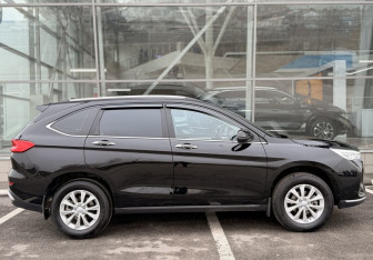 Подержанный автомобиль Haval M6 2023 года (4 фото)