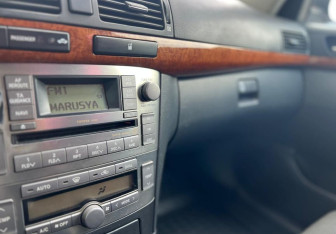 Подержанный автомобиль Toyota Avensis Sedan 2007 года (12 фото)