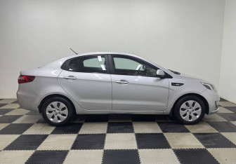 Подержанный автомобиль Kia Rio Sedan 2014 года (4 фото)