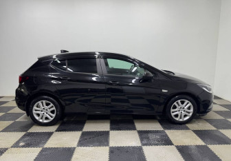 Подержанный автомобиль Opel Astra Hatchback 2018 года (4 фото)