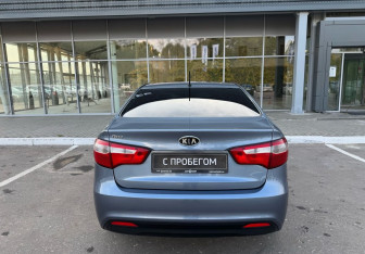 Подержанный автомобиль Kia Rio Sedan 2012 года (6 фото)