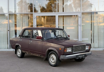 Подержанный автомобиль LADA (ВАЗ) 2107 2005 года (3 фото)