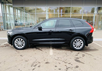 Подержанный автомобиль Volvo XC60 2021 года (8 фото)