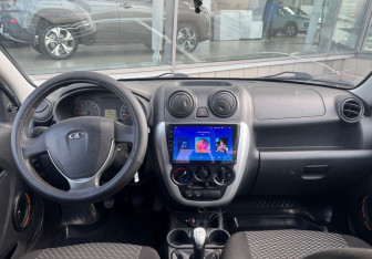 Подержанный автомобиль LADA (ВАЗ) Granta Sedan 2018 года (11 фото)