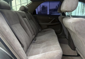 Подержанный автомобиль Toyota Camry Sedan 1999 года (11 фото)