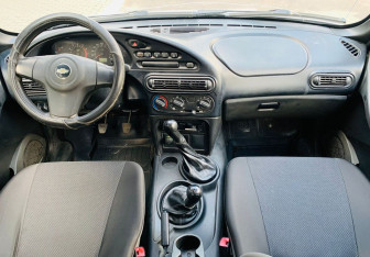 Подержанный автомобиль Chevrolet Niva 2012 года (11 фото)