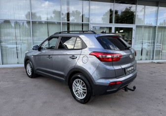 Подержанный автомобиль Hyundai Creta 2020 года (7 фото)