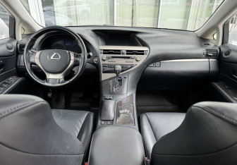 Подержанный автомобиль Lexus RX 2015 года (9 фото)