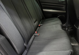 Подержанный автомобиль Mazda CX-7 2011 года (11 фото)