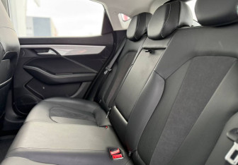 Подержанный автомобиль Москвич 6 2023 года (12 фото)