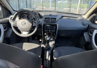 Подержанный автомобиль Nissan Terrano 2021 года (9 фото)