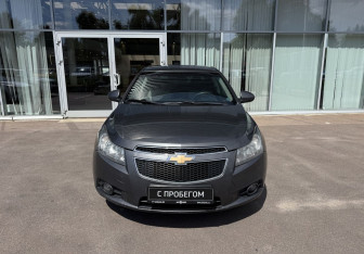Подержанный автомобиль Chevrolet Cruze Sedan 2012 года (2 фото)