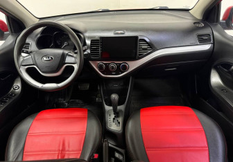 Подержанный автомобиль Kia Picanto 2013 года (10 фото)