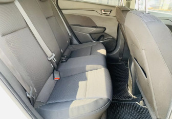 Подержанный автомобиль Hyundai Solaris Sedan 2019 года (11 фото)