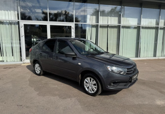 Подержанный автомобиль LADA (ВАЗ) Granta Sedan 2018 года (3 фото)