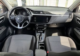 Подержанный автомобиль Kia Rio Sedan 2020 года (9 фото)