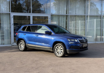 Подержанный автомобиль Skoda Karoq 2020 года (3 фото)