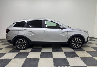 Подержанный автомобиль LADA (ВАЗ) Vesta Wagon 2024 года (4 фото)