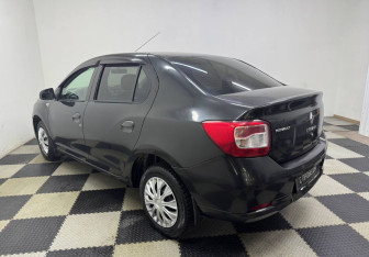 Подержанный автомобиль Renault Logan Sedan 2014 года (7 фото)