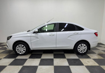 Подержанный автомобиль LADA (ВАЗ) Vesta Sedan 2017 года (8 фото)