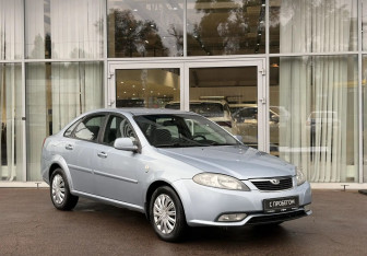 Подержанный автомобиль Daewoo Gentra Sedan 2014 года (3 фото)